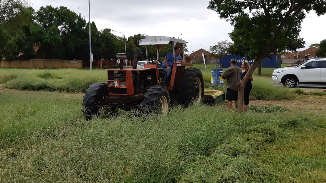 AfriForum se Potchefstroom-tak en -buurtwag maak park mooi, skoon en veilig