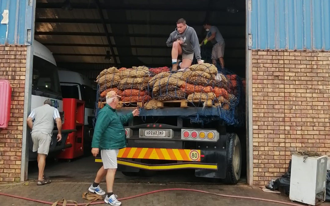 AfriForum se Jeffreysbaai-tak ontvang 28 ton aartappels om honger te help verlig