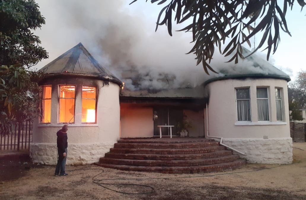 AfriForum versoek reaksie vanaf Ngwathe Plaaslike Munisipaliteit oor gebrek aan brandweerwaens in Heilbron