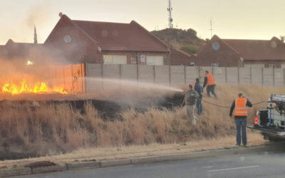 AfriForum se Langenhovenpark-buurtwag blus brand