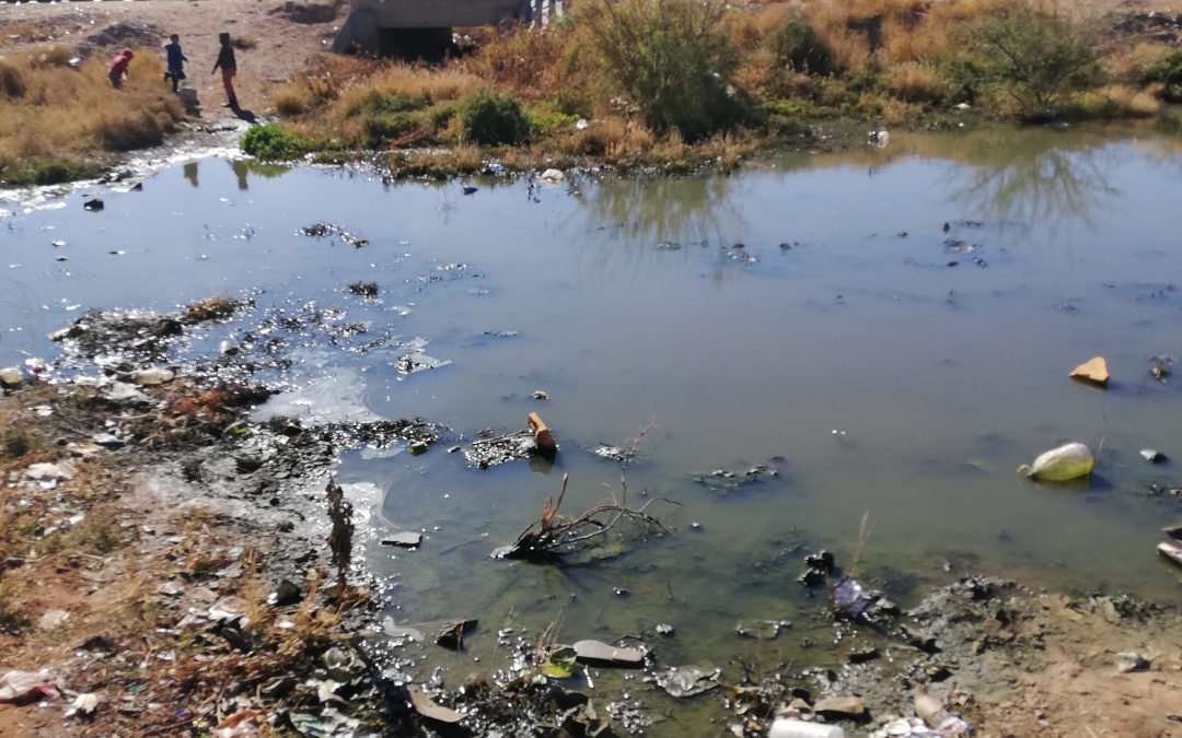 AfriForum plaas druk op Dawid Kruiper Plaaslike Munisipaliteit oor rioolprobleem in Upington