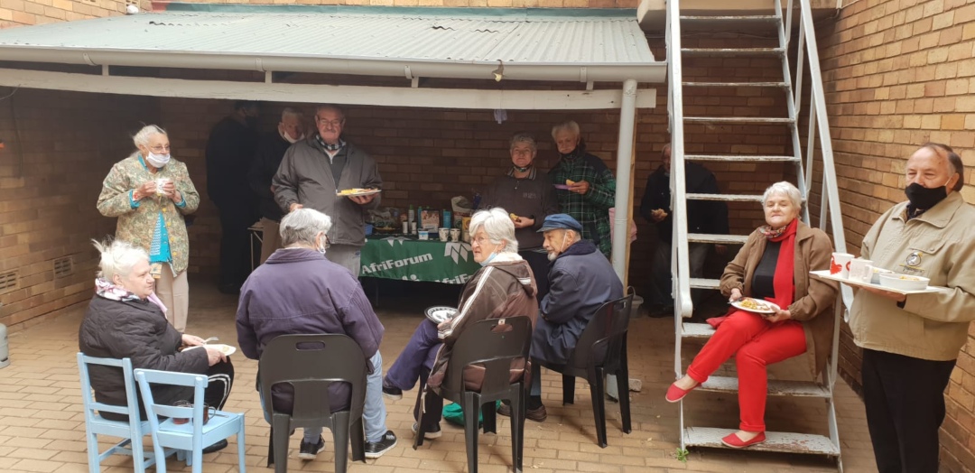 AfriForum’s Springs branch spoils the elderly with breakfast