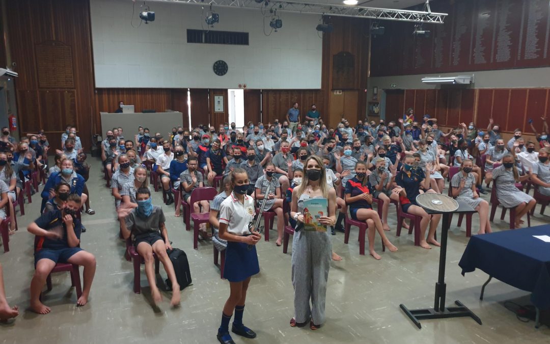 AfriForum besoek laerskole in Rustenburg as deel van teenboelieveldtog