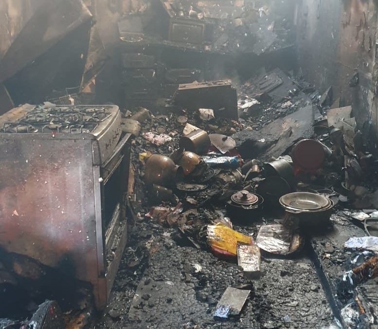 AfriForum se Kuruman-tak en -buurtwag help om brand by huis te blus      